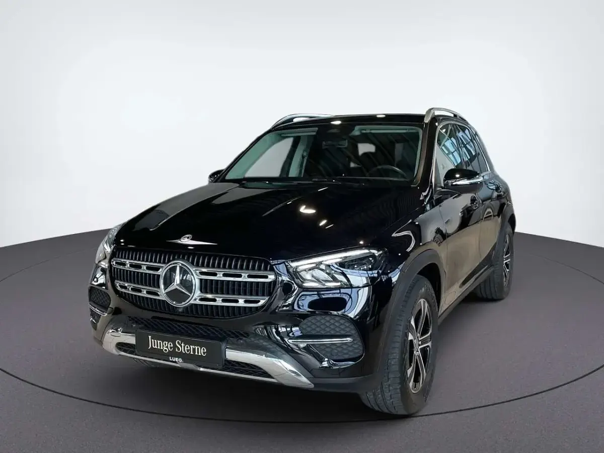 Gebraucht Mercedes GLE300 272 PS (200 kW) 2025 Schwarz SUV
