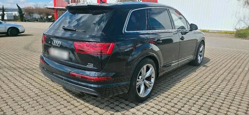 Gebraucht Audi Q7 272 PS (200 kW) 2015 Schwarz SUV