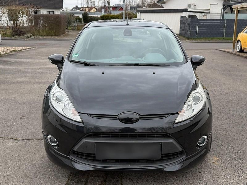 Gebraucht Ford Fiesta Trend 82 PS (60 kW) 2009 Schwarz Kleinwagen