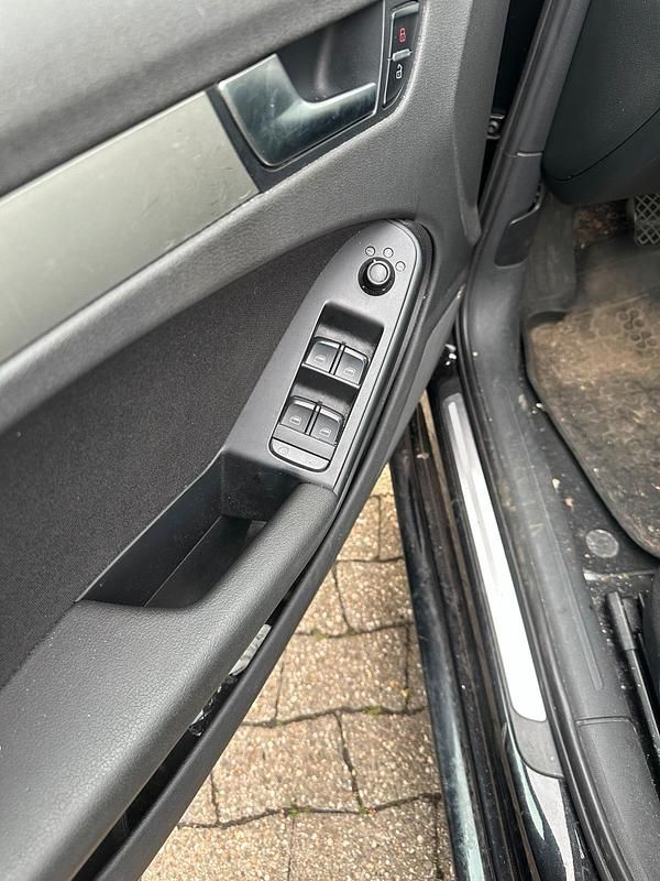 Gebraucht Audi A4 160 PS (117 kW) 2009 Schwarz Kombi