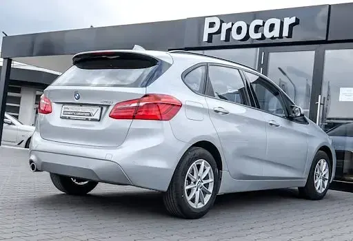 Gebraucht BMW 216 Advantage 109 PS (80 kW) 2021 Silber Coupé