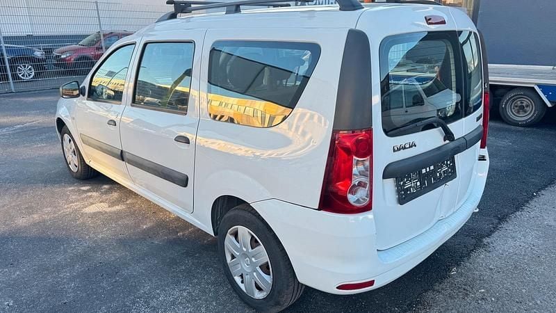 Gebraucht Dacia Logan 88 PS (64 kW) 2012 Weiß Kombi