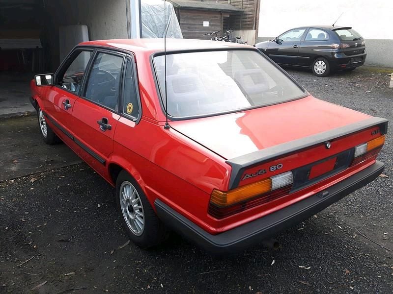Gebraucht Audi 80 112 PS (82 kW) 1984 Rot Limousine