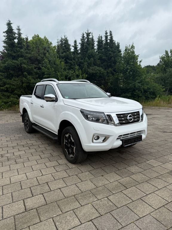 Weiß Gebraucht 2020 Nissan Navara N-Connecta Abholung | 19.900 € (Guter Preis) - Bild 1/4