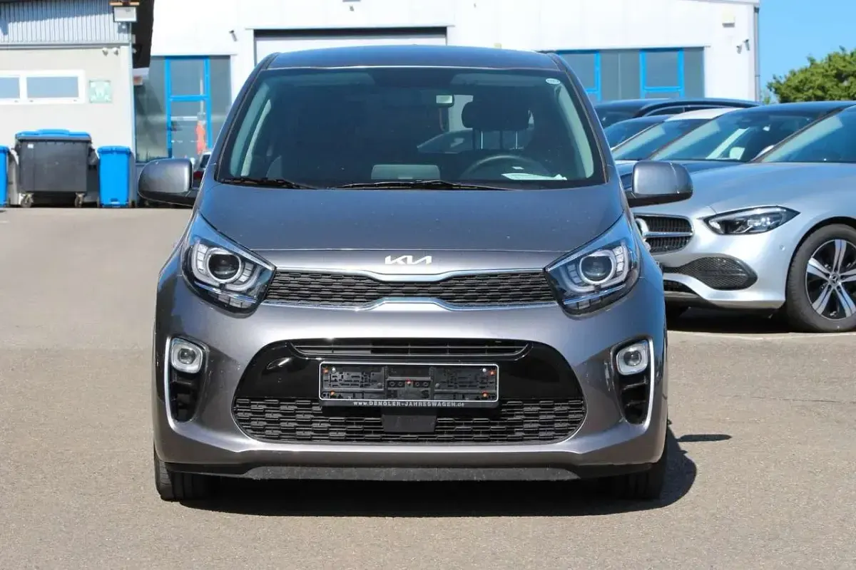 Gebraucht Kia Picanto Play 67 PS (49 kW) 2024 Grau Kleinwagen