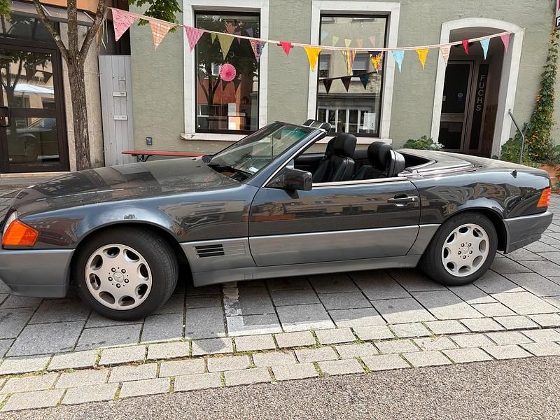Schwarz Gebraucht 1992 Mercedes SL300 Cabrio | 9.700 € - Bild 1/1