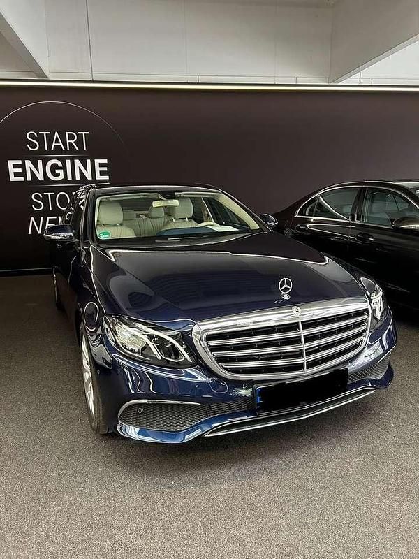 Gebraucht Mercedes E250 Exclusive 211 PS (155 kW) 2018 Blau Limousine