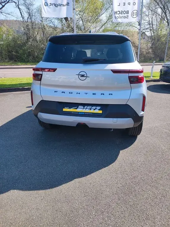 Neu Opel Frontera 145 PS (106 kW) 2026 Grau SUV