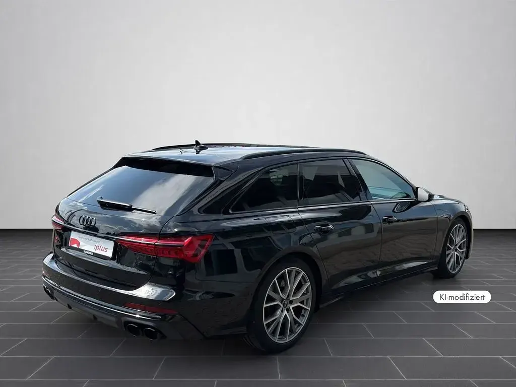 Gebraucht Audi S6 Ambiente 344 PS (253 kW) 2022 Mythosschwarz metallic Kombi