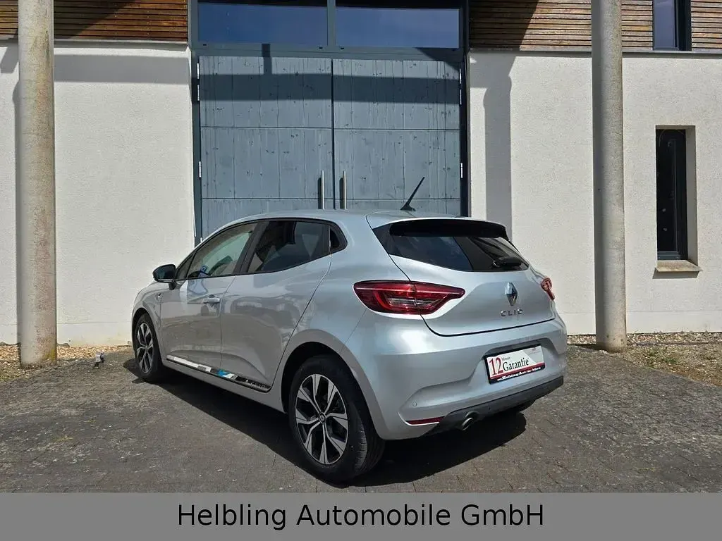 Gebraucht Renault Clio V LIMITED 91 PS (66 kW) 2021 Grau Limousine