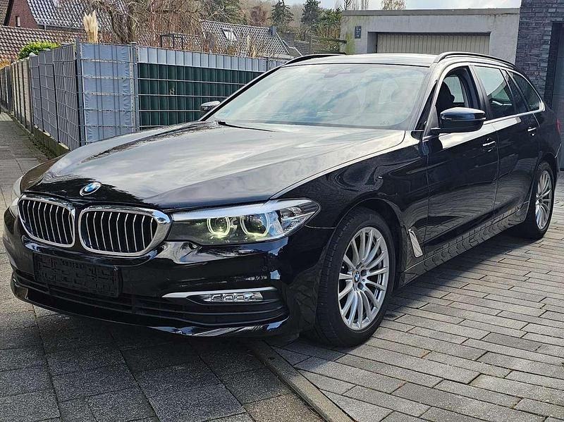 Gebraucht BMW 520 190 PS (139 kW) 2018 Schwarz ii Kombi
