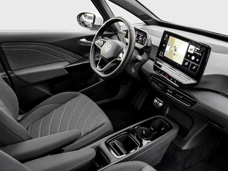 Gebraucht VW ID.3 Pro 150 kW (204 PS) 2024 Weiss Kleinwagen