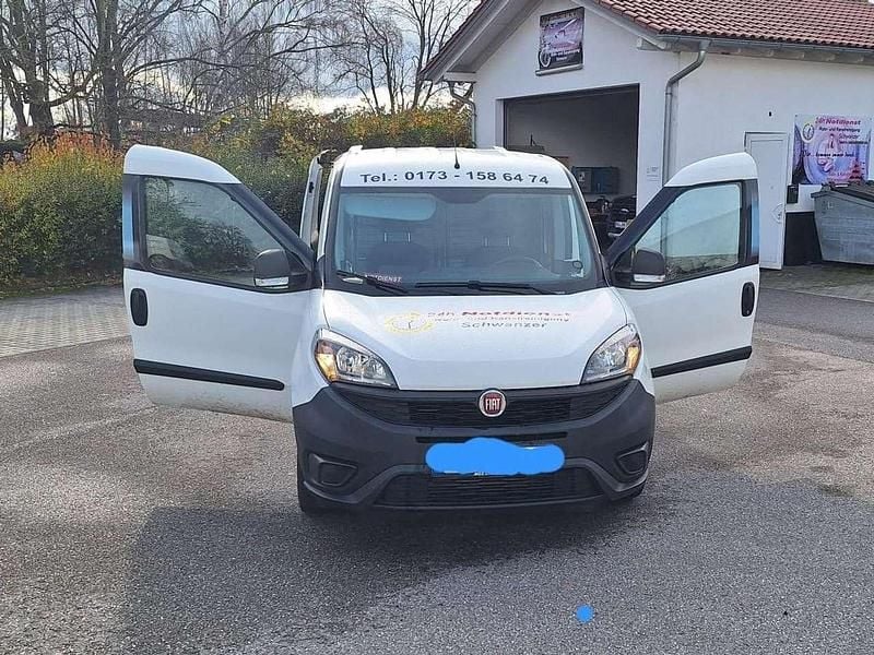 Weiß Gebraucht 2020 Fiat Doblò Van / Kleinbus | 8.000 € (Guter Preis) - Bild 1/4