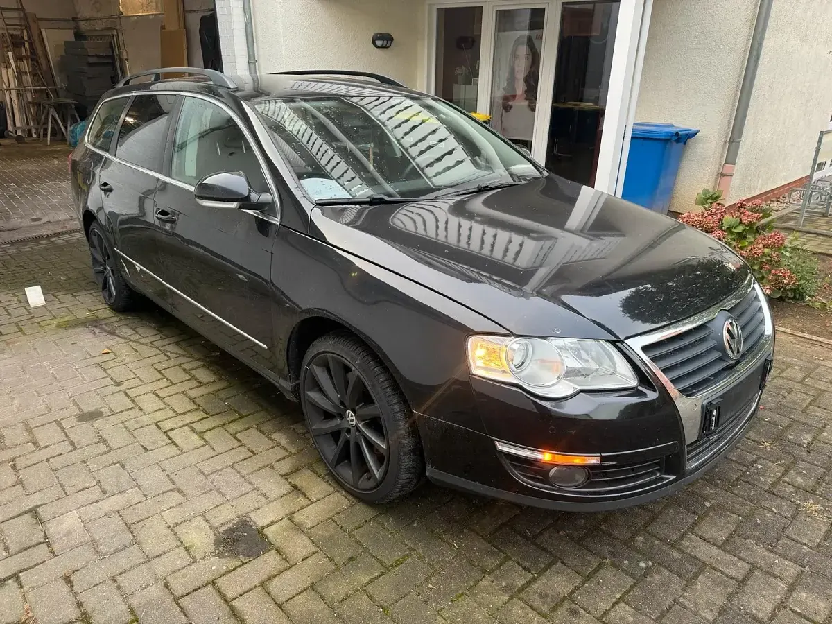 Gebraucht VW Passat 150 PS (110 kW) 2009 Schwarz Kombi