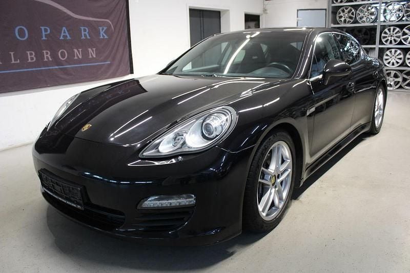 Gebraucht Porsche Panamera 250 PS (183 kW) 2013 Basaltschwarz Limousine