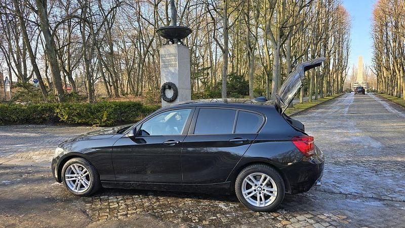 Gebraucht BMW 116 116 PS (85 kW) 2013 Schwarz Kleinwagen