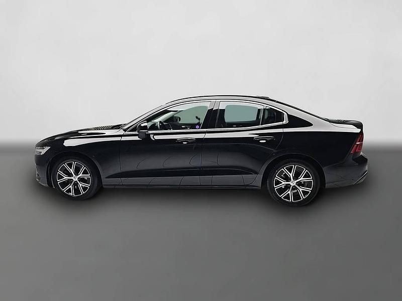 Gebraucht Volvo S60 Core 197 PS (144 kW) 2024 Schwarz Limousine