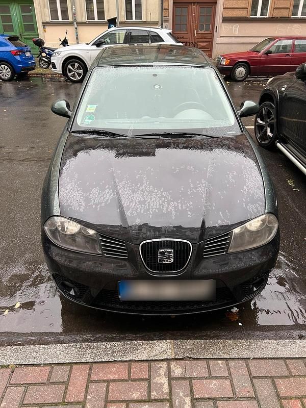 Grün Gebraucht 2002 Seat Ibiza Kleinwagen | 1.290 € (Guter Preis) - Bild 1/4