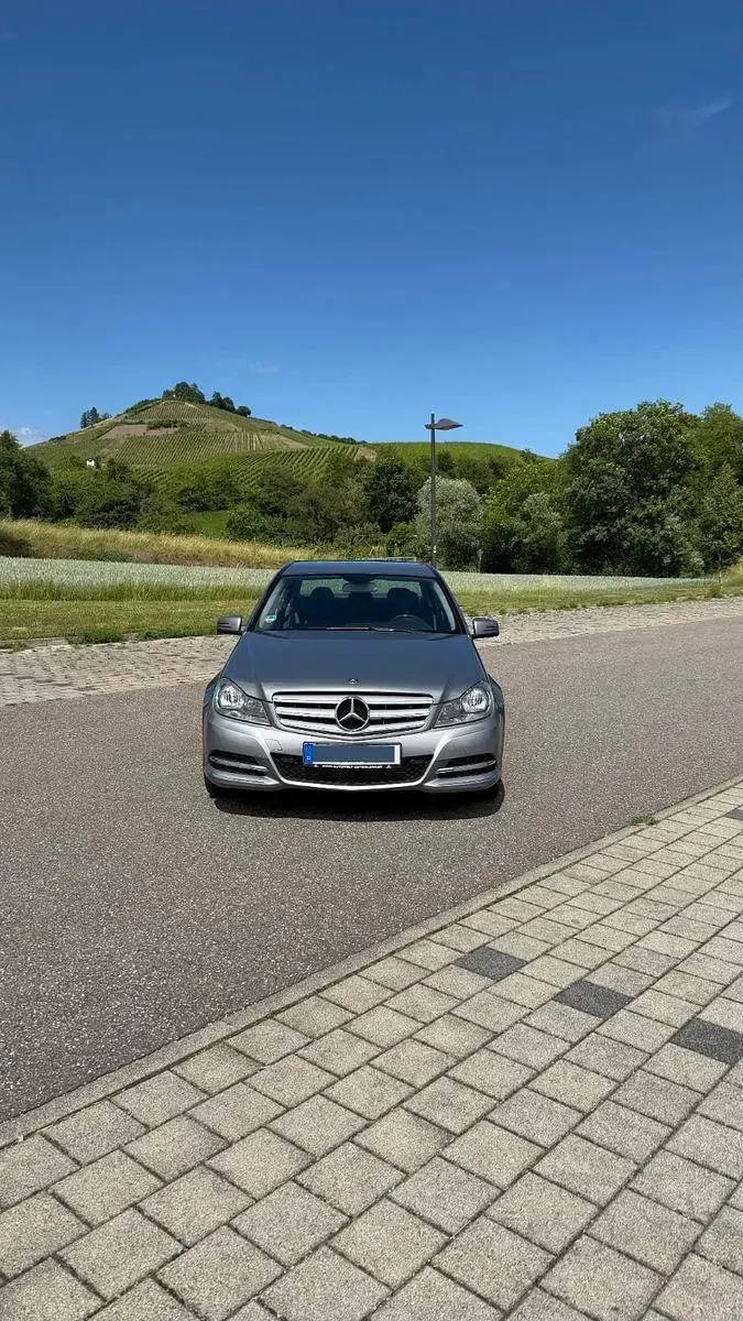 Gebraucht Mercedes C180 Avantgarde 156 PS (114 kW) 2012 Grau Limousine
