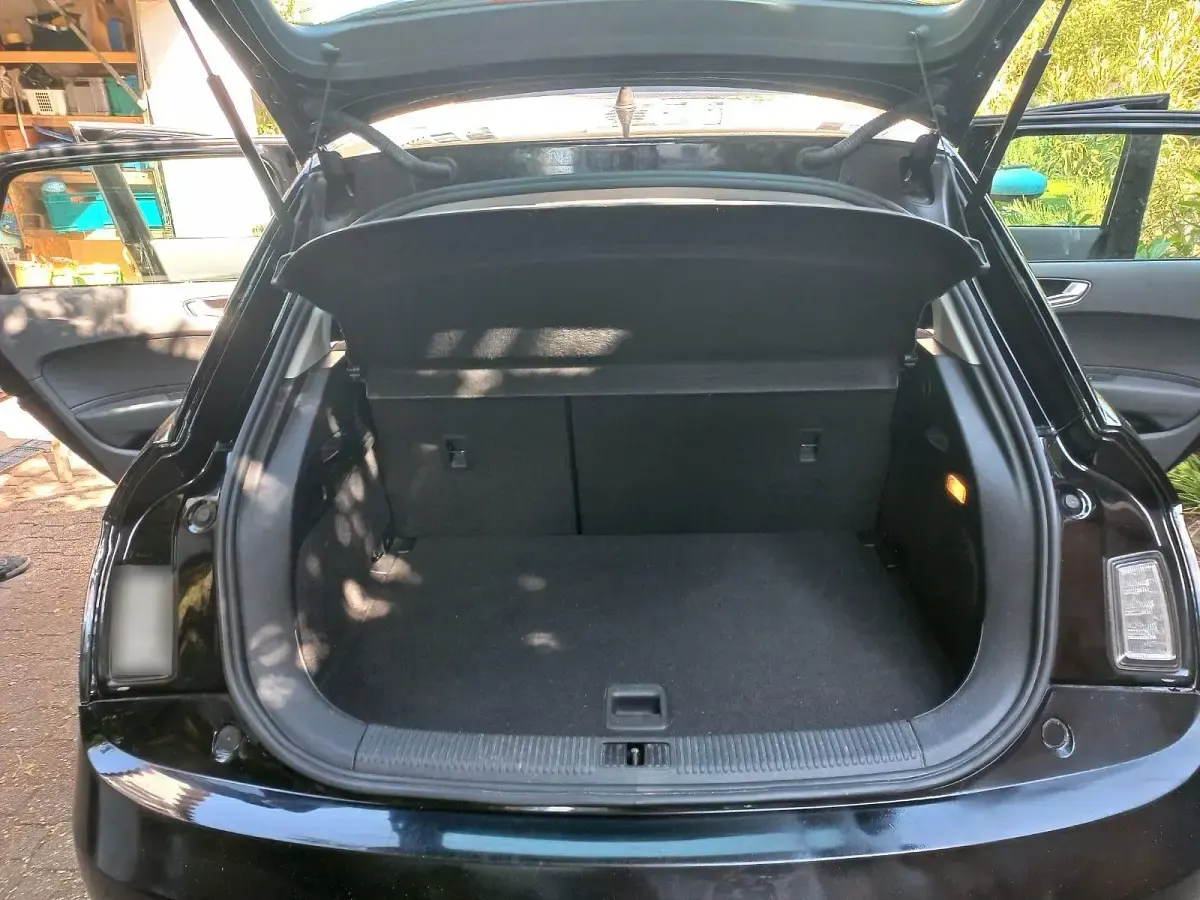 Gebraucht Audi A1 Sportback Ambition 122 PS (89 kW) 2013 Schwarz Kleinwagen