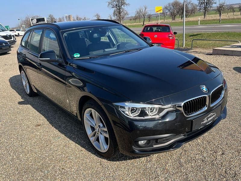 Gebraucht BMW 320 190 PS (139 kW) 2019 Schwarz Kombi