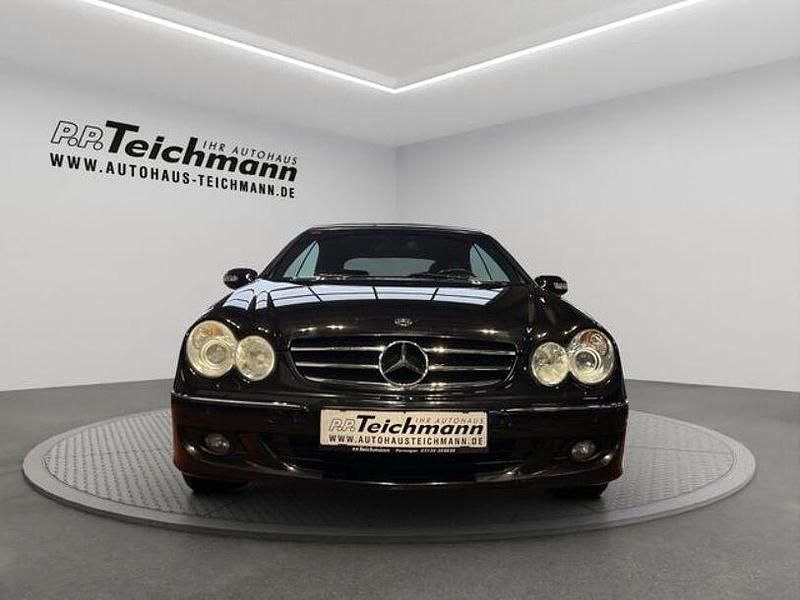 Gebraucht Mercedes CLK320 224 PS (164 kW) 2009 Schwarz Cabrio
