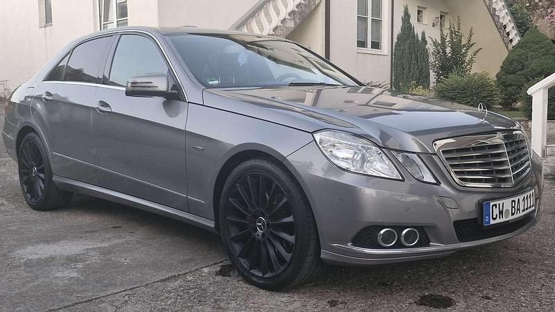 Usata Mercedes E250 Elegance 204 CV (150 kW) 2009 Berlina