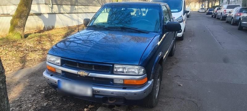 Gebraucht Chevrolet S10 195 PS (143 kW) 1999 Blau Pickup