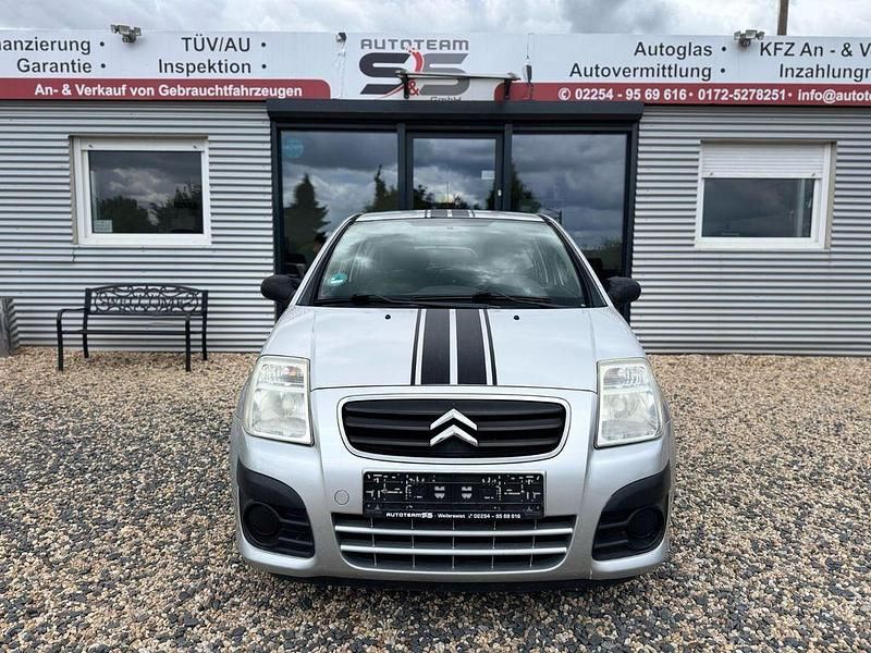 Gebraucht Citroën C2 Tonic 60 PS (44 kW) 2010 Grau Kleinwagen