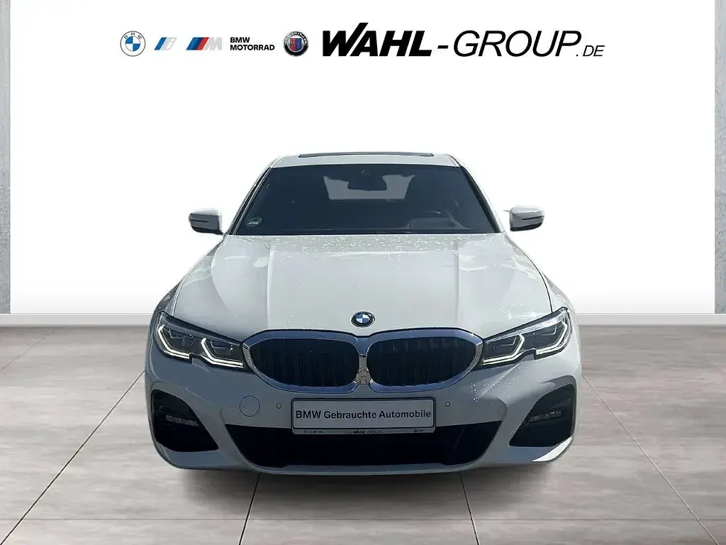 Gebraucht BMW 320 M Sport 190 PS (139 kW) 2019 Weiß Limousine