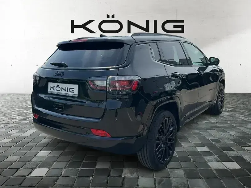 Gebraucht Jeep Compass Altitude 131 PS (96 kW) 2024 Schwarz SUV