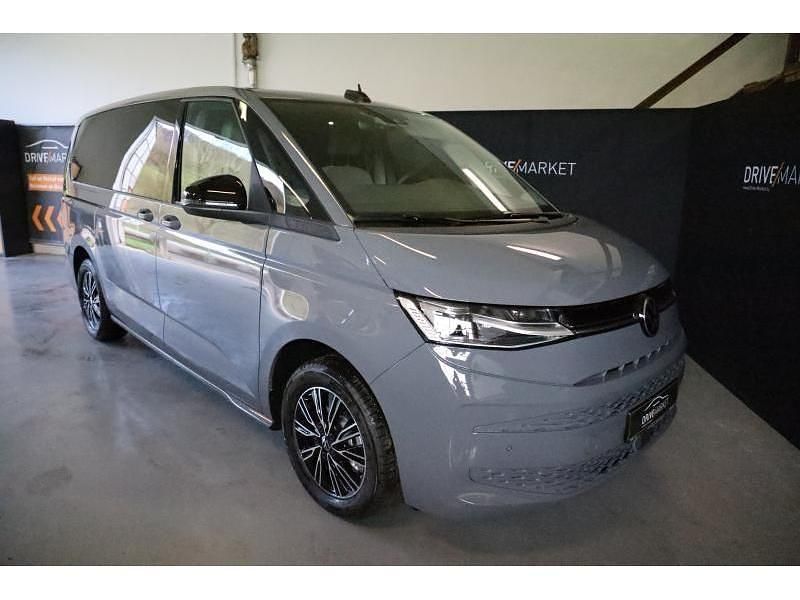 Grau Gebraucht 2024 VW T7 Life Van | 49.700 € (Guter Preis) - Bild 1/4
