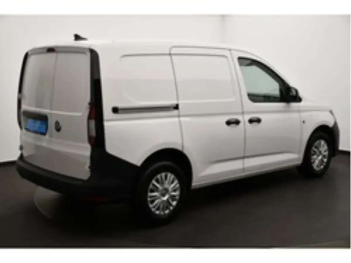 Gebraucht VW Caddy Basis 75 PS (55 kW) 2022 Van / Kleinbus