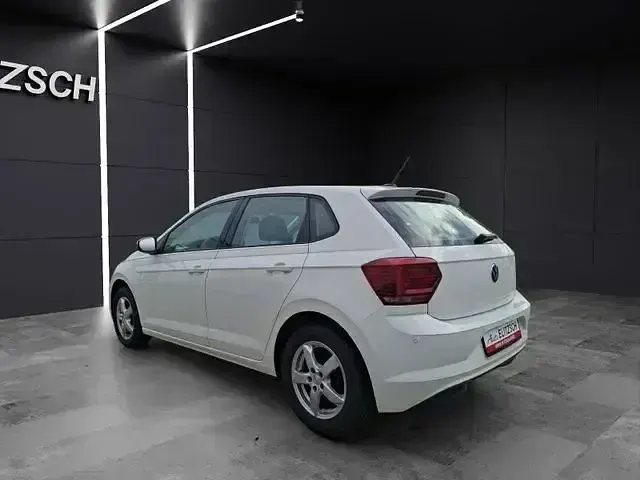 Gebraucht VW Polo Comfortline 116 PS (85 kW) 2021 Pure white Kleinwagen