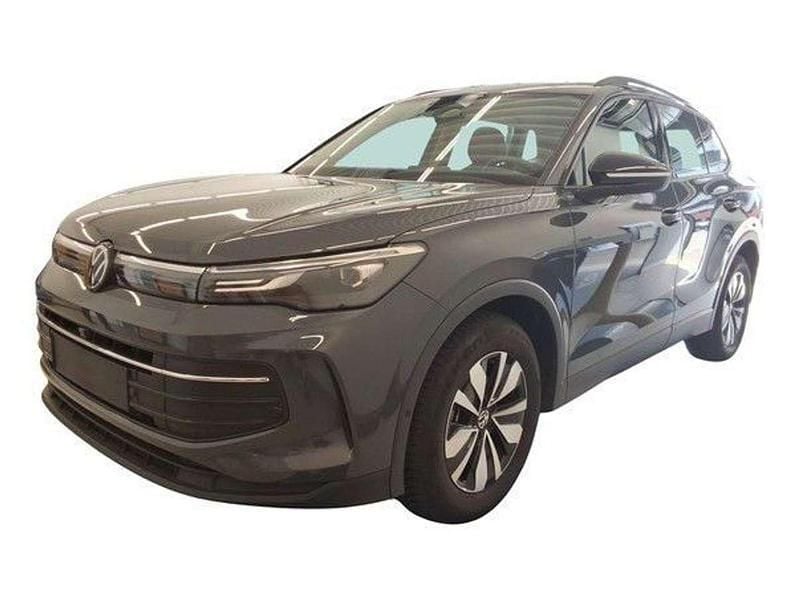 Grau Gebraucht 2024 VW Tiguan Goal SUV | 34.400 € - Bild 1/4