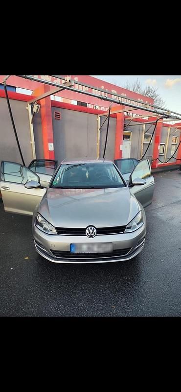 Gebraucht VW Golf VII 110 PS (80 kW) 2015 Silber Kleinwagen