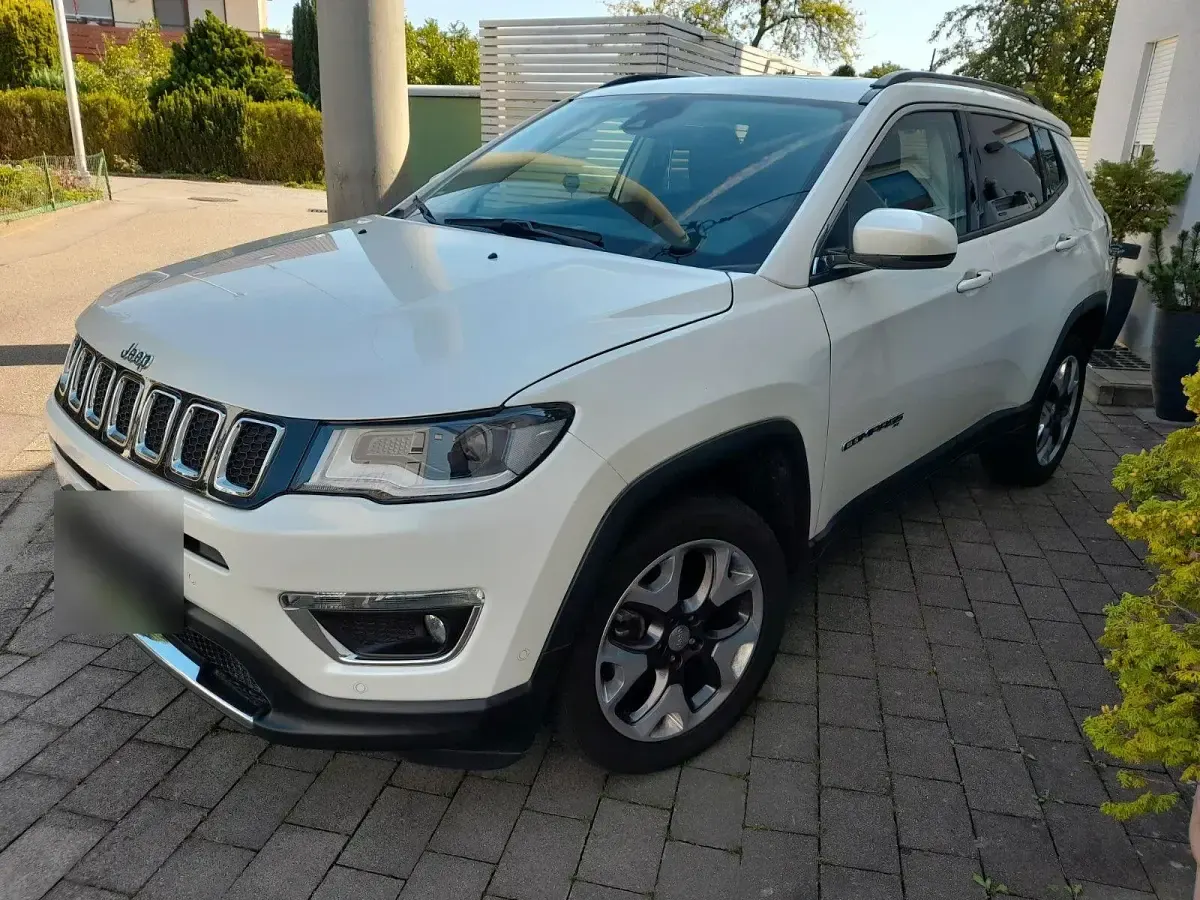 Gebraucht Jeep Compass Limited 170 PS (125 kW) 2020 Weiß SUV