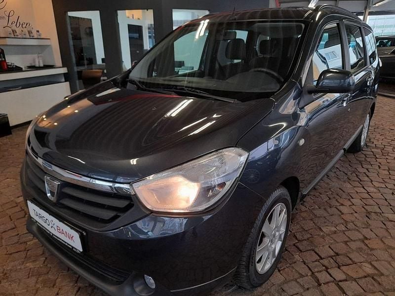 Grau Gebraucht 2014 Dacia Lodgy Lauréate Van / Kleinbus | 4.450 € (Guter Preis) - Bild 1/4