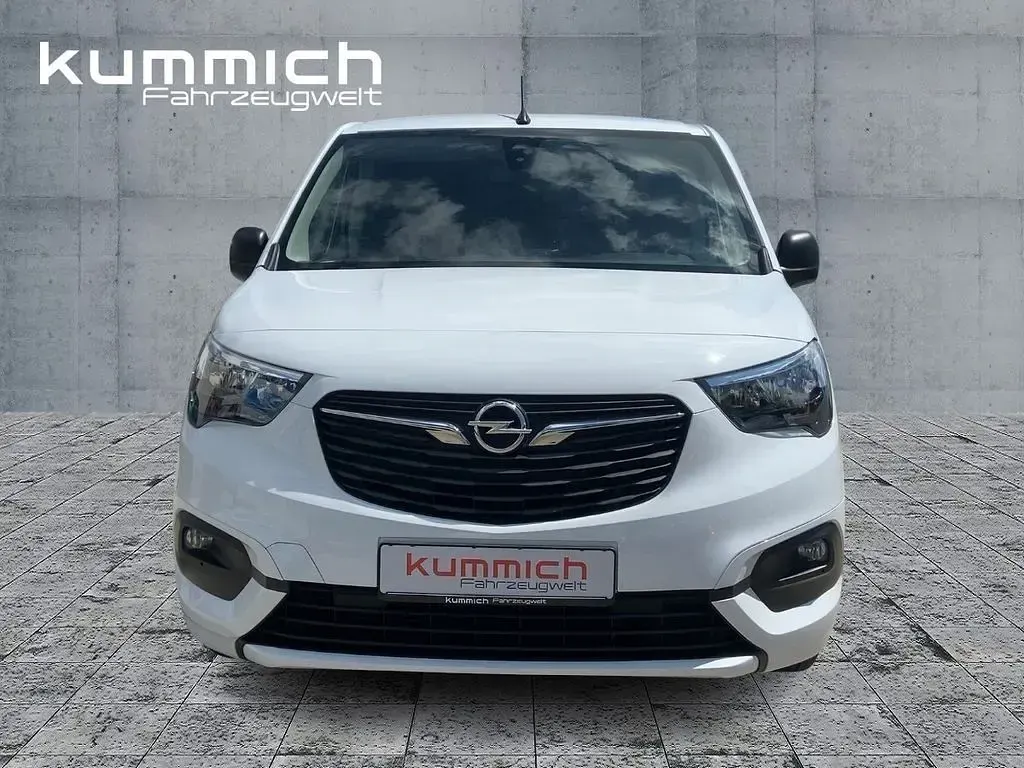 Gebraucht Opel Combo-e Life Edition 100 kW (136 PS) 2022 Weiß Van / Kleinbus