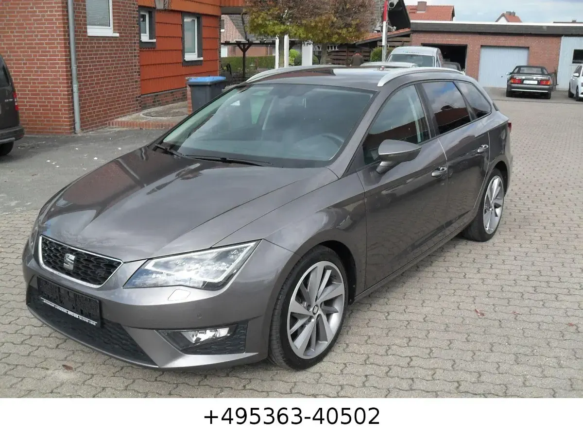 Używany Seat Leon ST FR 150 KM (110 kW) 2015 Szary Kombi