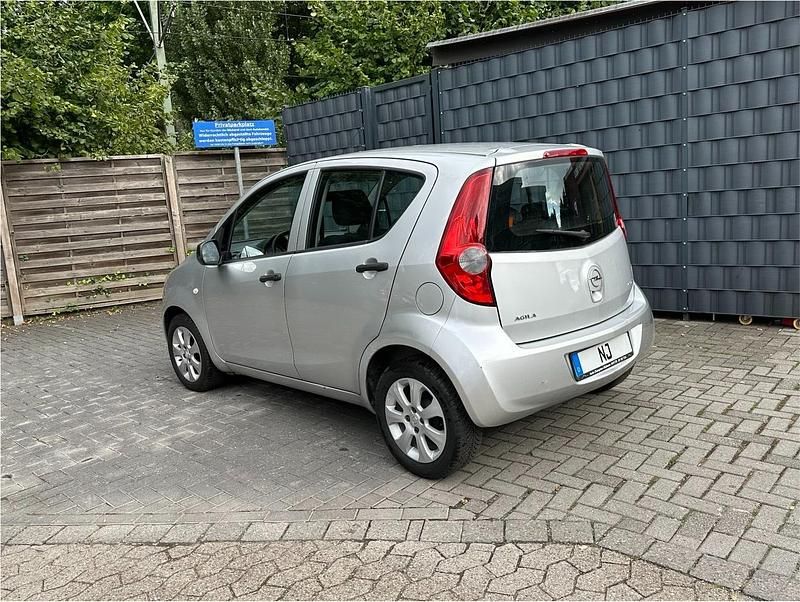 Gebraucht Opel Agila 65 PS (47 kW) 2011 Grau Kleinwagen