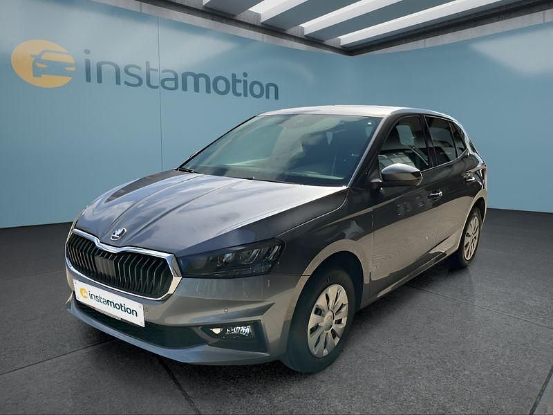 Grau Neu 2025 Skoda Fabia Kleinwagen | 23.349 € (Etwas zu teuer) - Bild 1/4