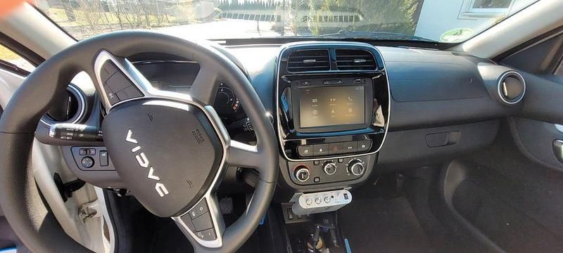 Gebraucht Dacia Spring Essentiel 33 kW (45 PS) 2022 Weiß Kleinwagen