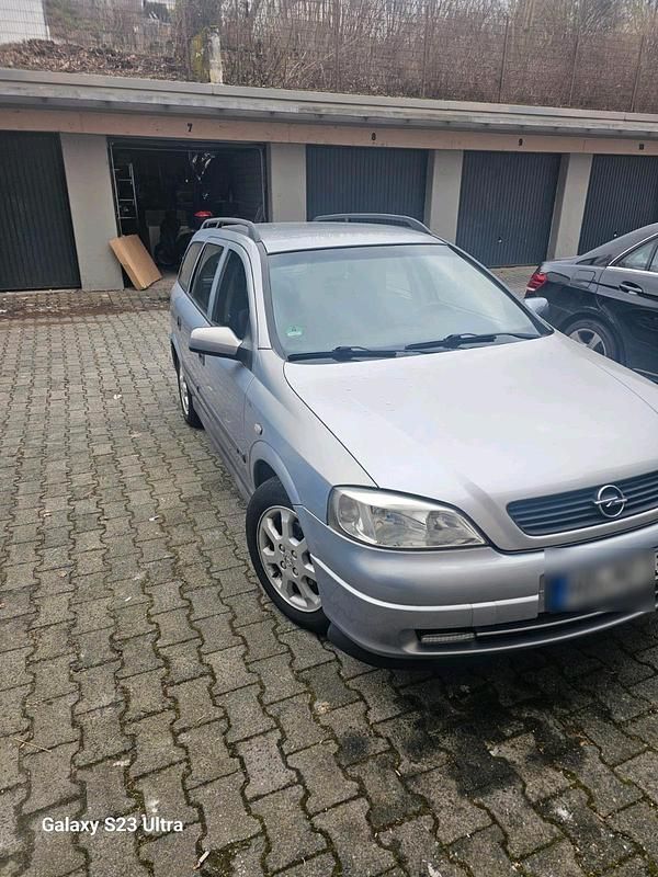 Gebraucht Opel Astra 90 PS (66 kW) 2001 Silber Kombi