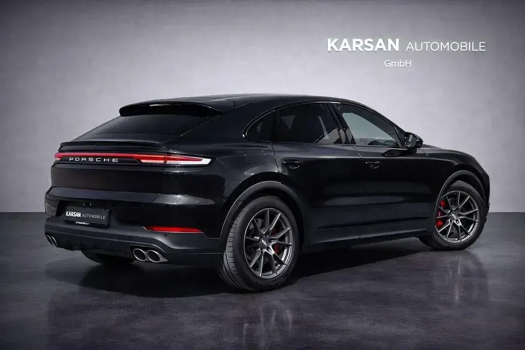 Gebraucht Porsche Cayenne S 475 PS (349 kW) 2025 Schwarz SUV