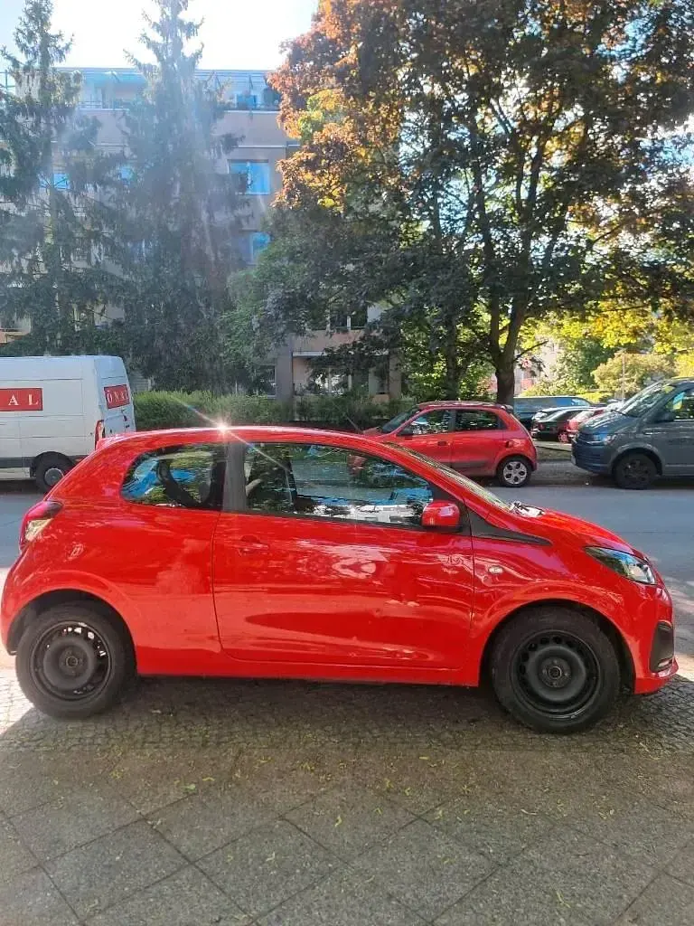 Gebraucht Peugeot 108 Access 72 PS (52 kW) 2021 Rot Kleinwagen