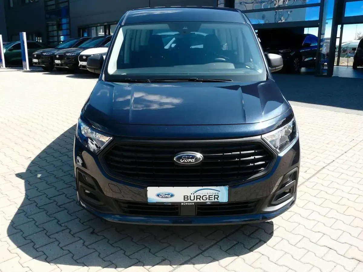 Gebraucht Ford Tourneo Connect Trend 102 PS (75 kW) 2025 Ink black Van / Kleinbus