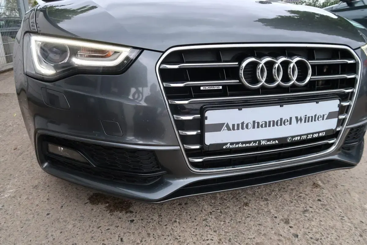 Gebraucht Audi A5 Sportback S-Line 177 PS (130 kW) 2015 Grau Kleinwagen