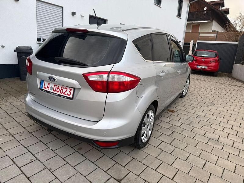 Gebraucht Ford S-MAX Champions Edition 163 PS (119 kW) 2013 Grau Van / Kleinbus