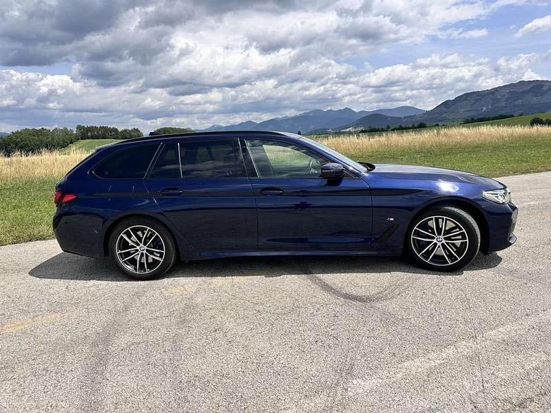 Gebraucht BMW 540 340 PS (250 kW) 2021 Blau Kombi